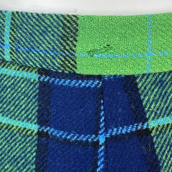Vintage 1960s Green and Blue Plaid Wool Pants, Pendleton Size XS, 24"x27.75" - Picture 4 of 4